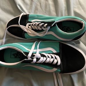 vans